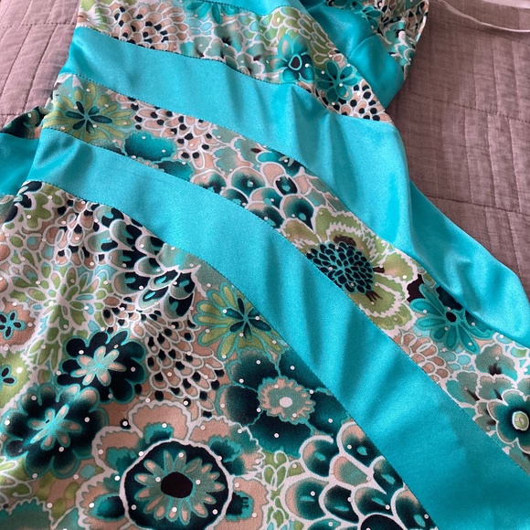 LOVE TEASE Halter Top v-neck Asymmetrical Backless Dress  SZ S - Picture 4 of 15